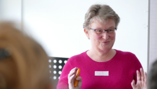 Frauke Schramm Social Media Mutmacherin die eine Hälfte des PowerDuo Frauke Schramm Social Media Mutmacherin die eine Hälfte des PowerDuo